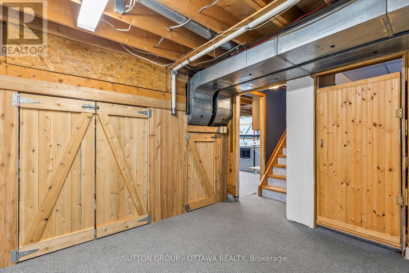 8097 LAURIE LANE - 34