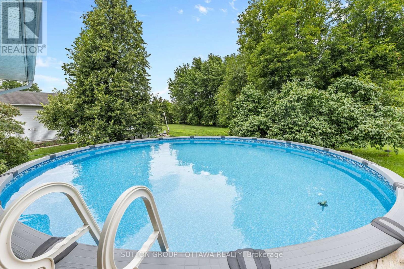8097 LAURIE LANE - 37