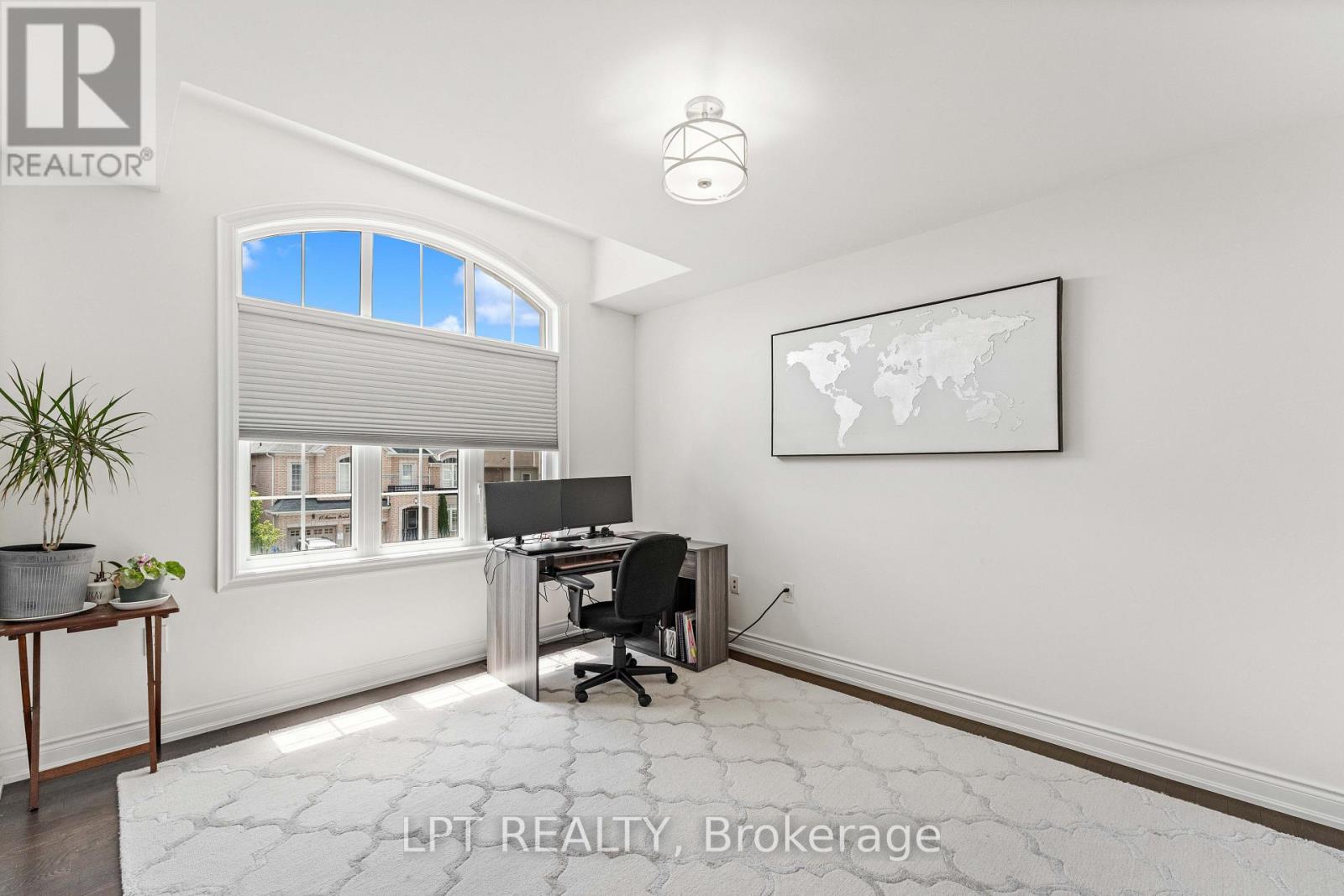 20 MANOR FOREST ROAD - Image 28