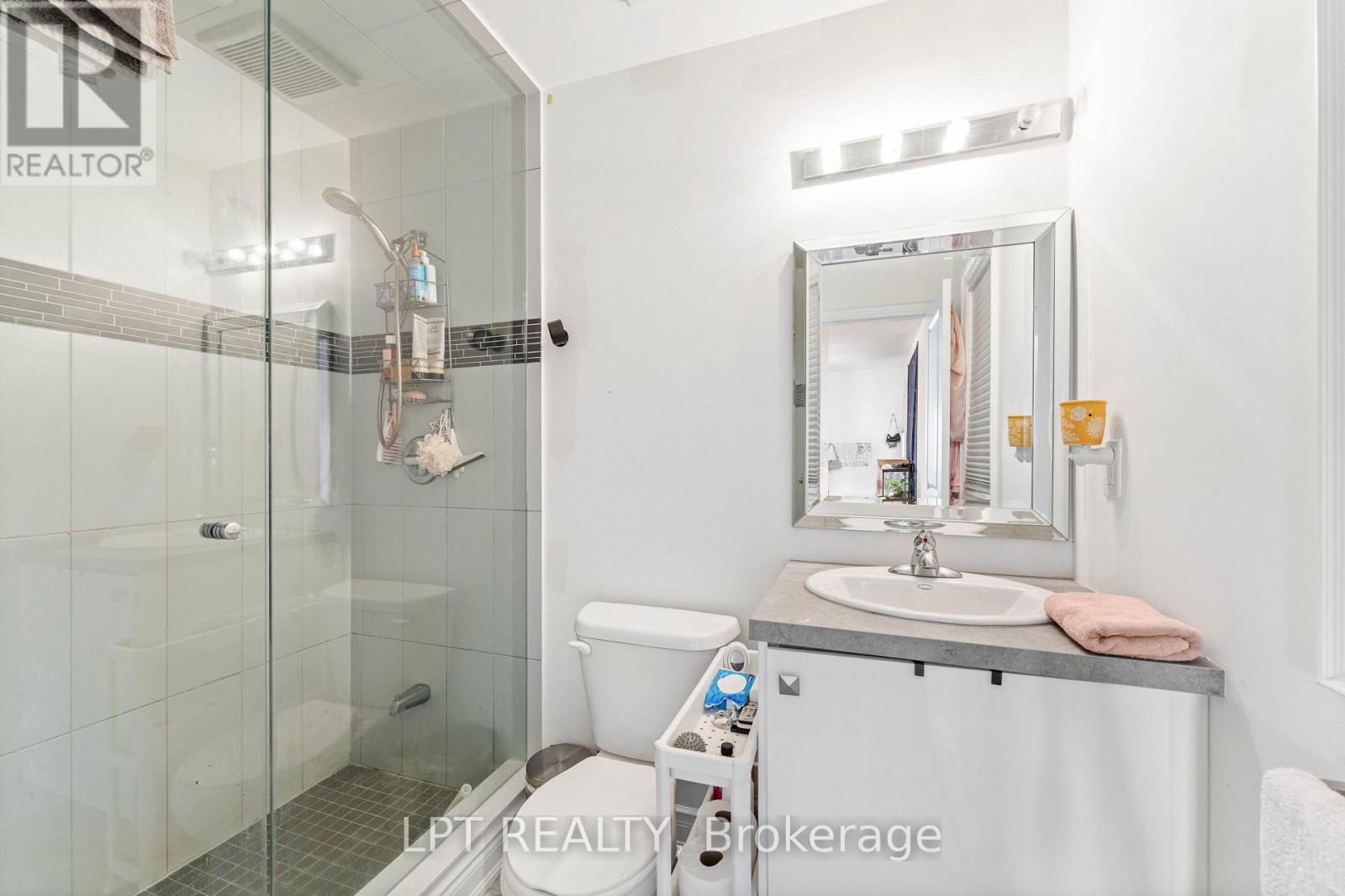 20 MANOR FOREST ROAD - 35