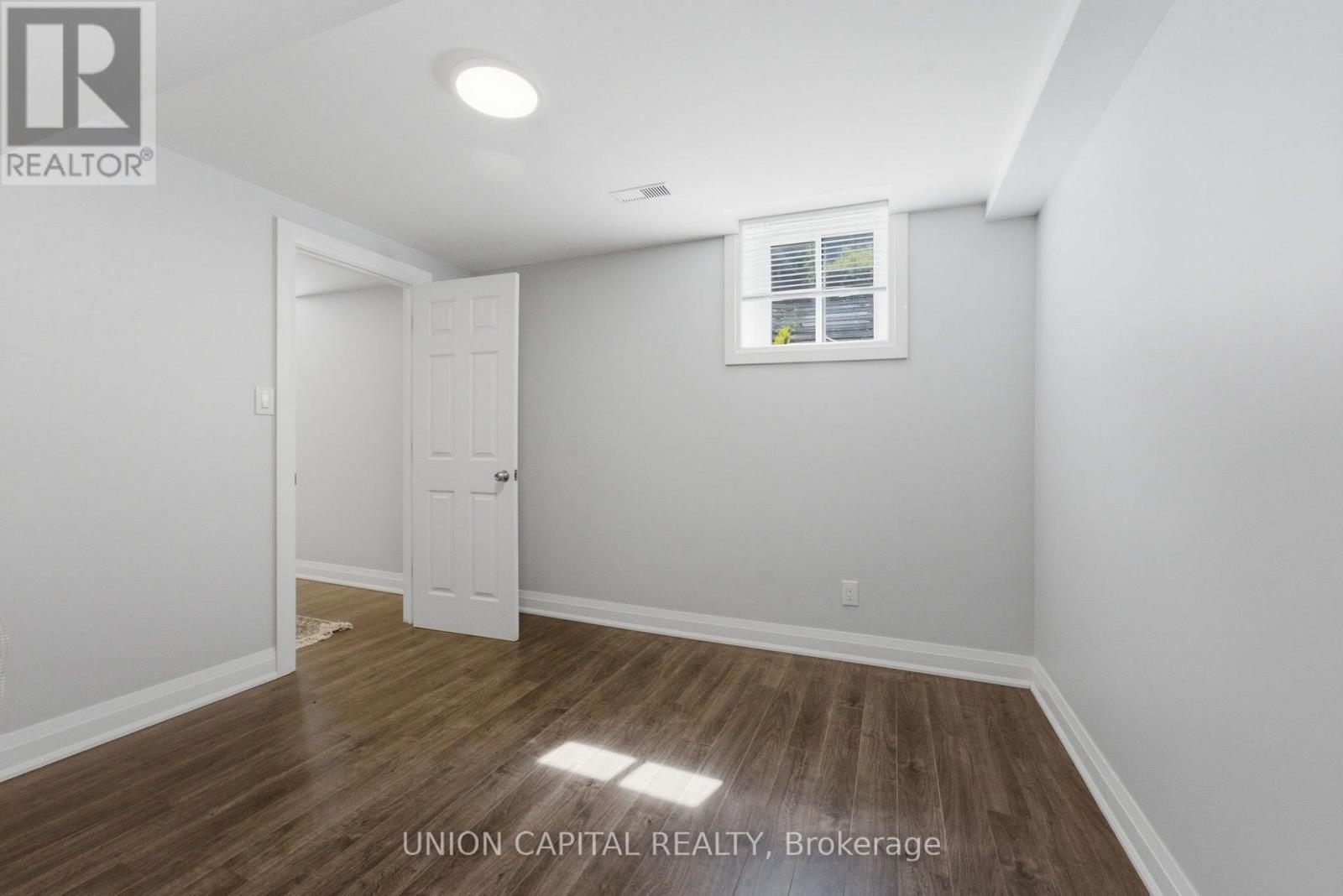 33 EAKIN MILL ROAD - 35