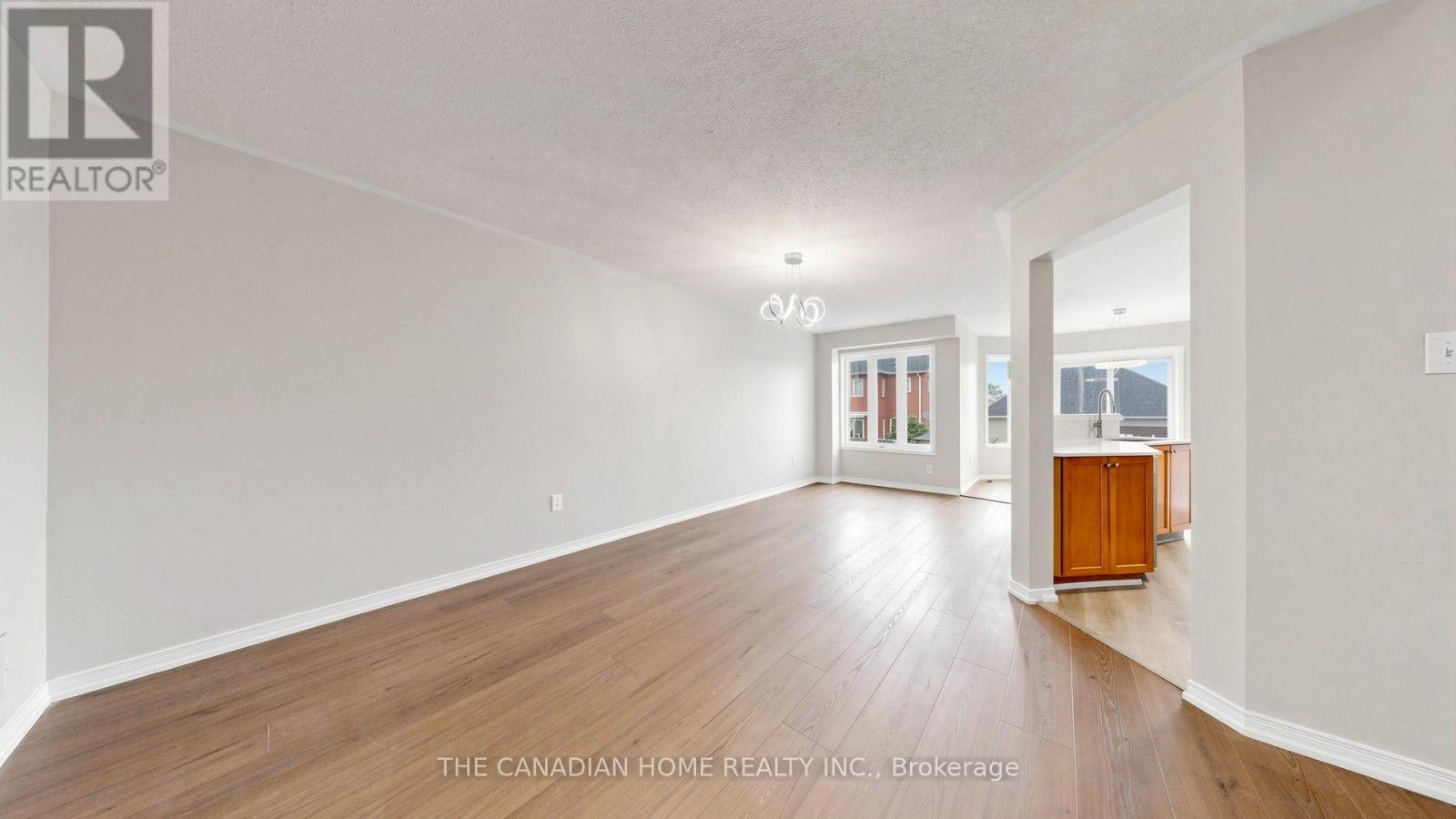 31 LAURENDALE AVENUE - 15
