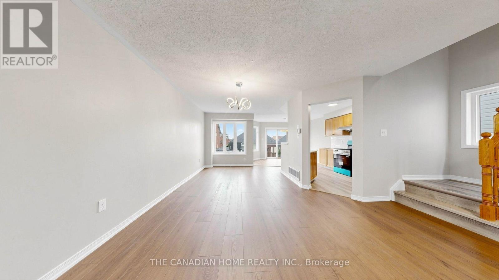 31 LAURENDALE AVENUE - 16