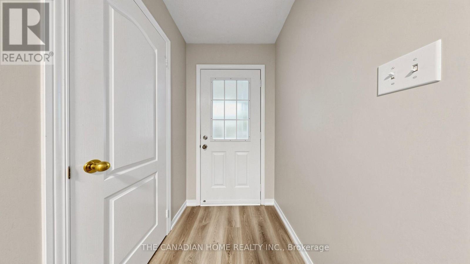 31 LAURENDALE AVENUE - 5