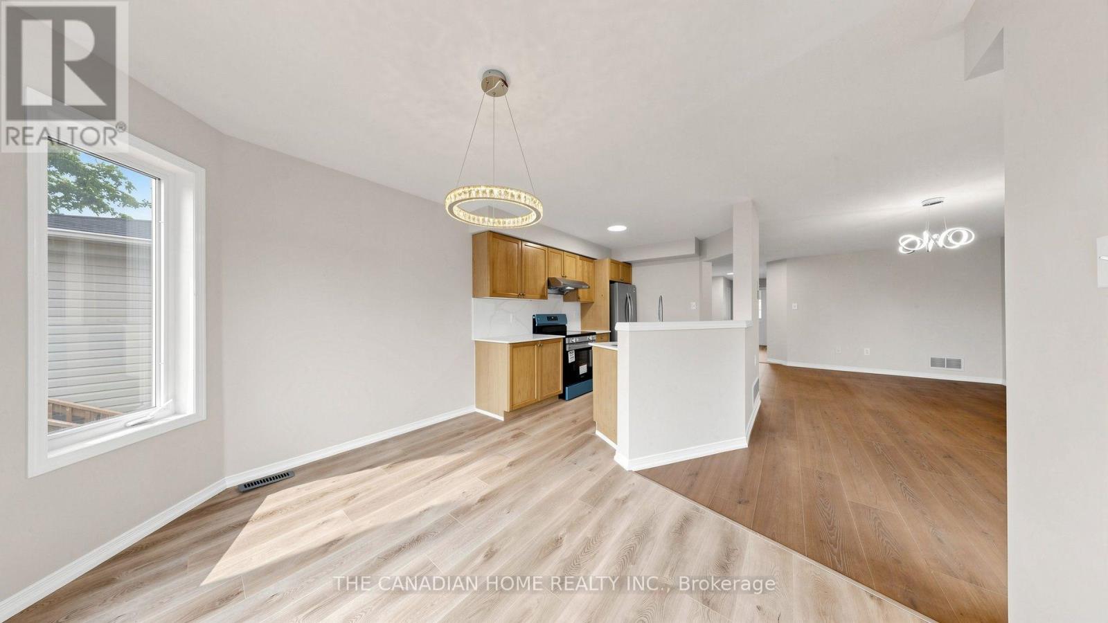 31 LAURENDALE AVENUE - 7