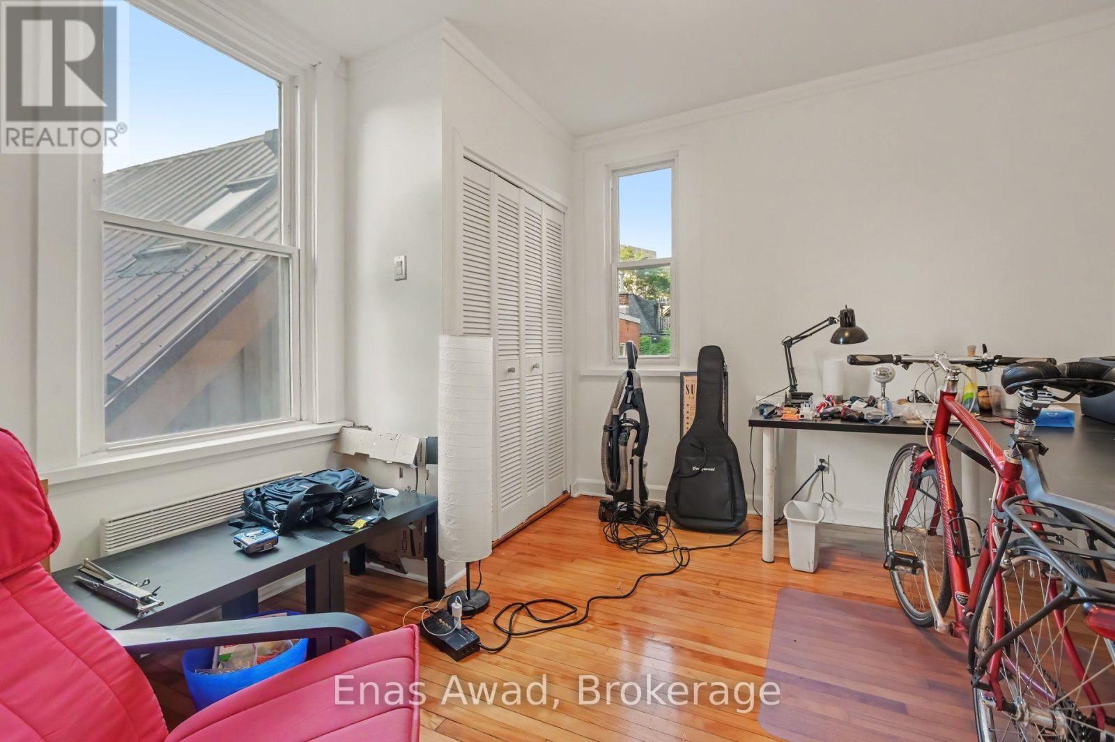 2 Bed, 1 Bath Multi-Family for Rent in Ottawa – 2 – 12 SOMERSET STREET W, Ottawa – MLS# X13644052 - Image 8