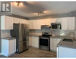 136 Tunbridge Road, Barrie, ON L4M6T1 Photo 12