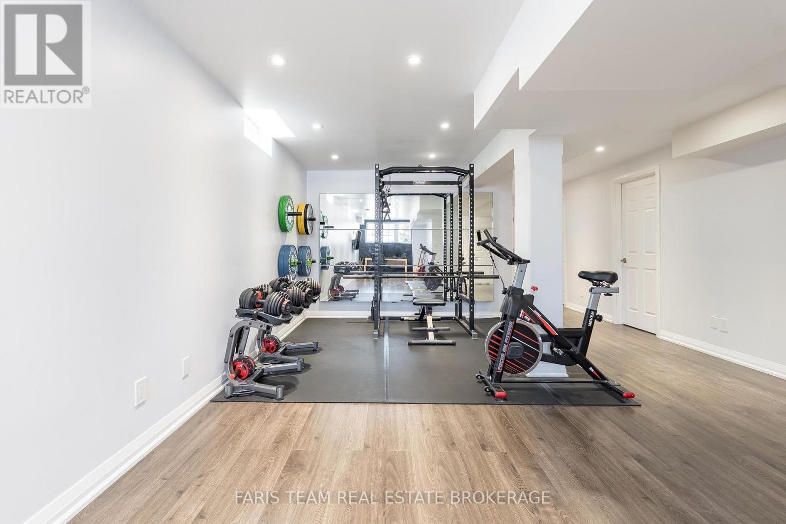 92 WESLEY AVENUE - 21