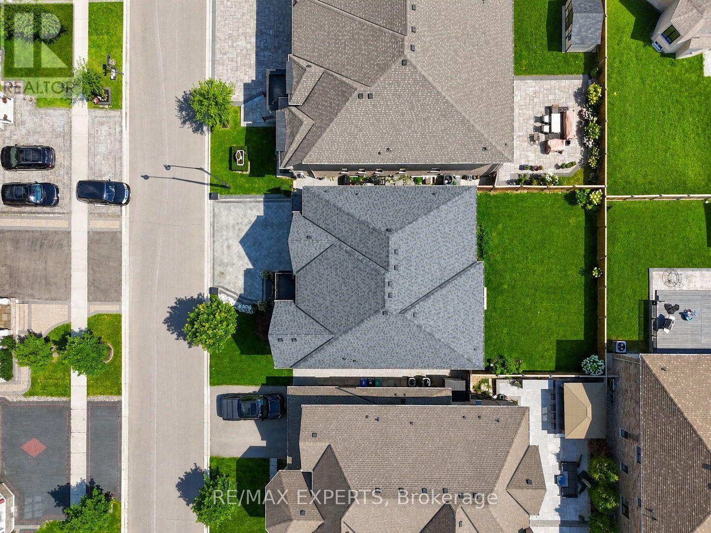 3 ROCKTON COURT - 45