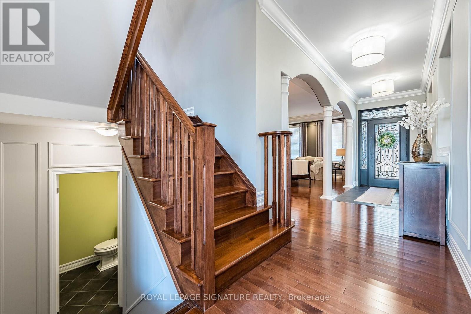854 COUSENS TERRACE - 23