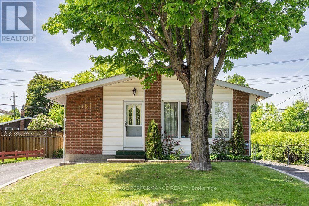 3 Bed, 1 Bath House for Sale in Ottawa – 2184 MELFORT STREET, Ottawa – MLS# X13593686 - Image 58