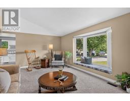Bedroom 3 - 39 Riverside Drive, Kawartha Lakes, ON K9V0H6 Photo 7