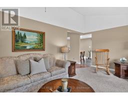 Family room - 39 Riverside Drive, Kawartha Lakes, ON K9V0H6 Photo 8