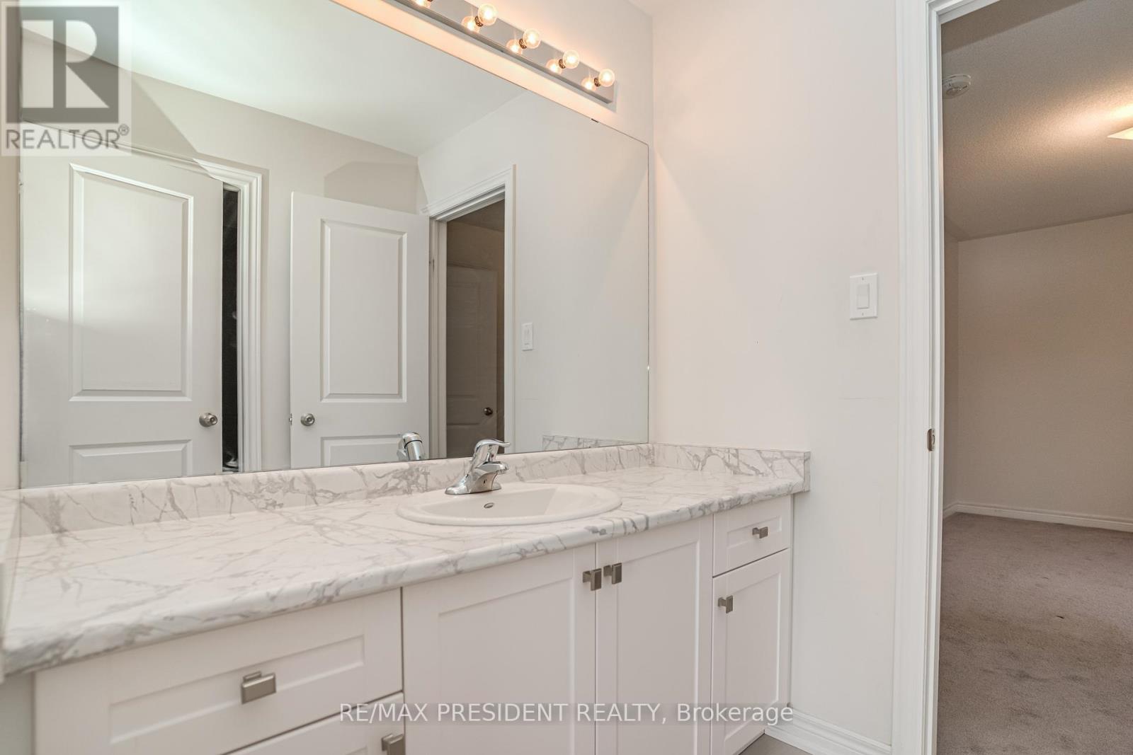 663 ANISHINAABE DRIVE - 32