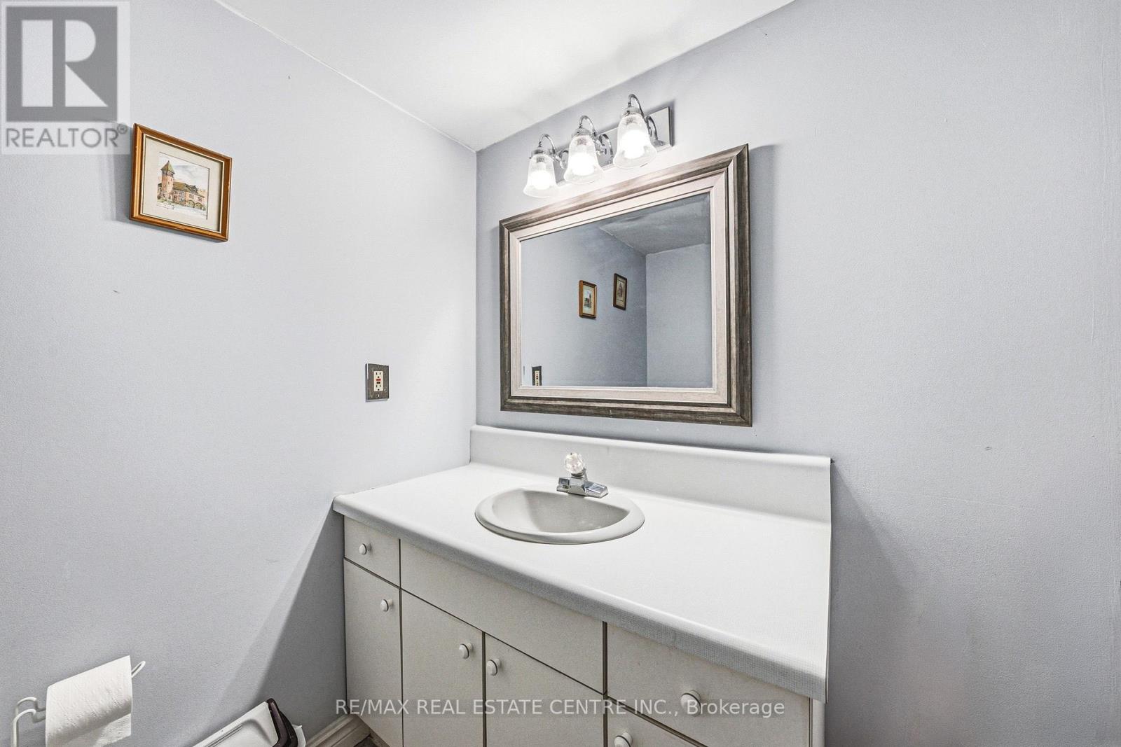 1338 ELEANOR AVENUE - 28