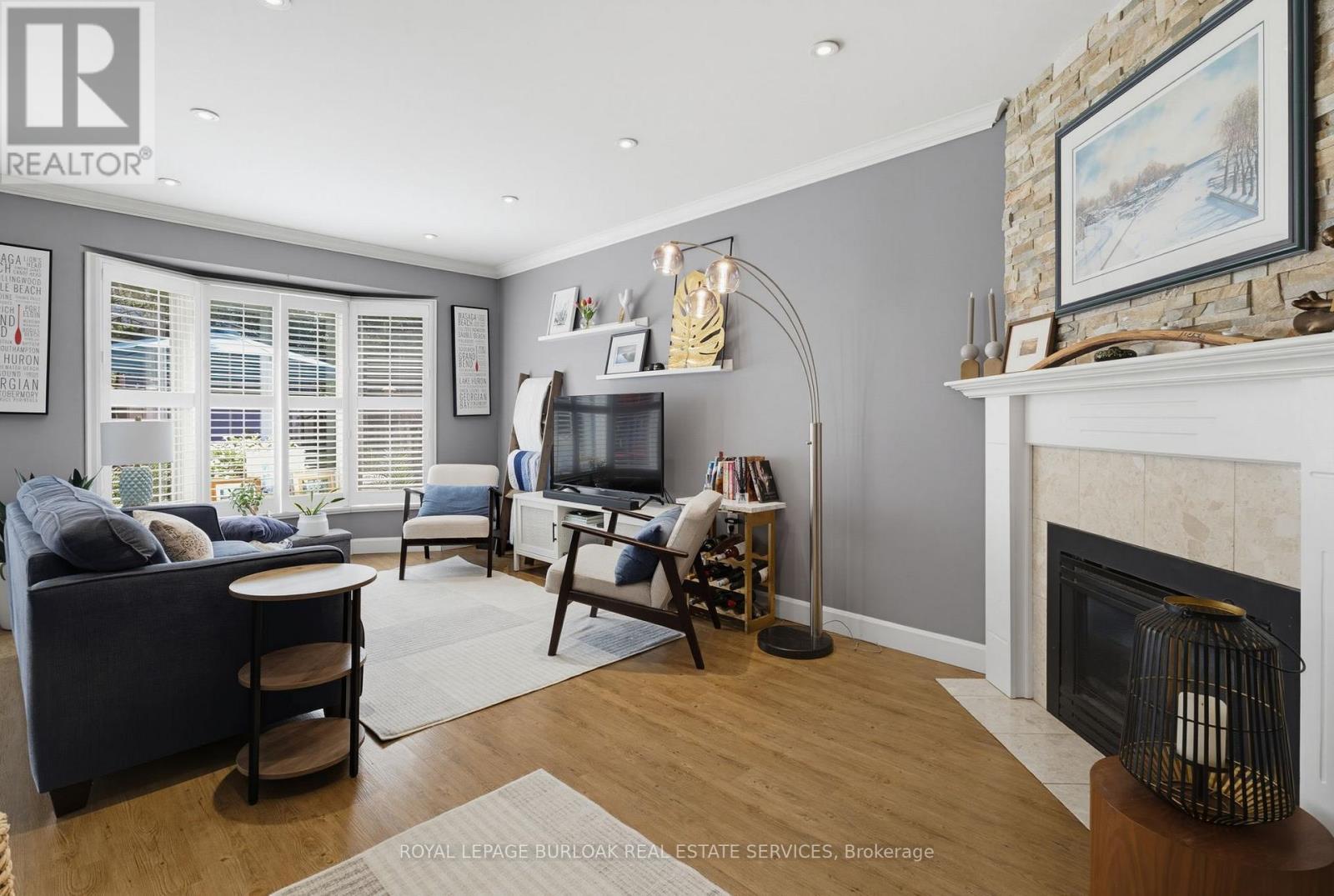 46 CHELSEA CRESCENT - 12