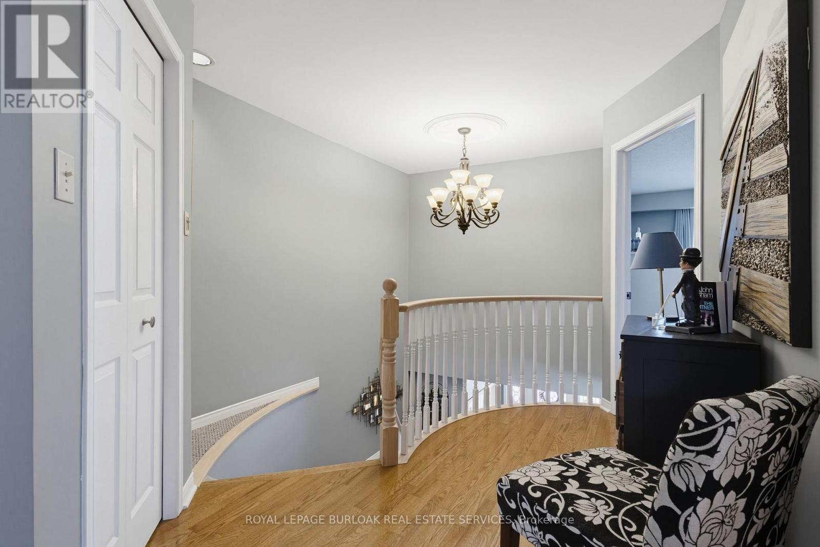 46 CHELSEA CRESCENT - 17