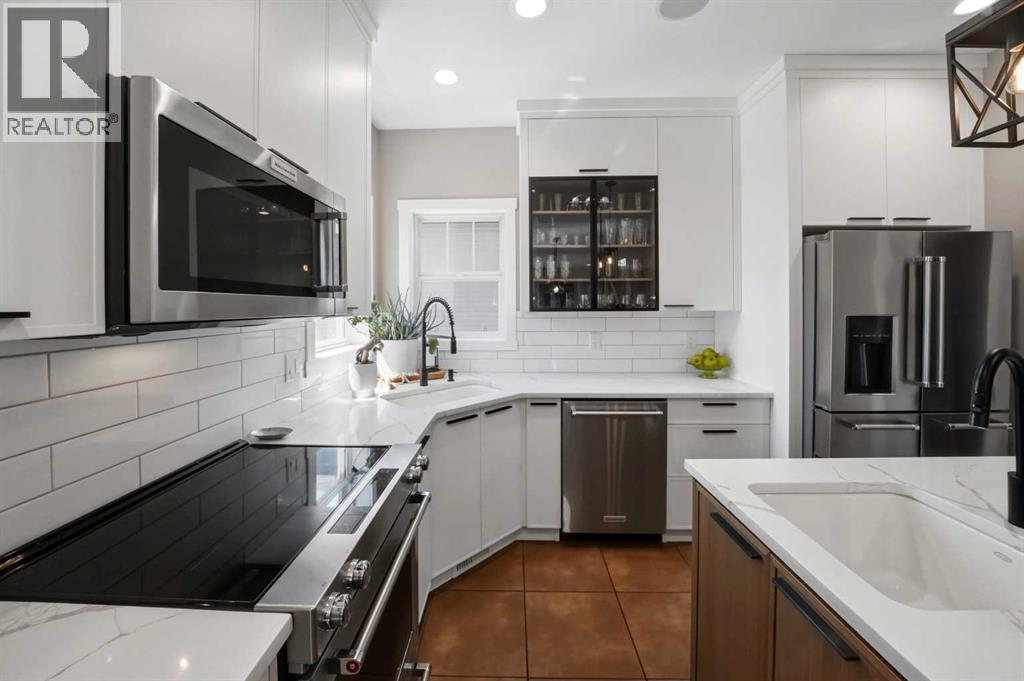 4002 45 Avenue - Photo 16