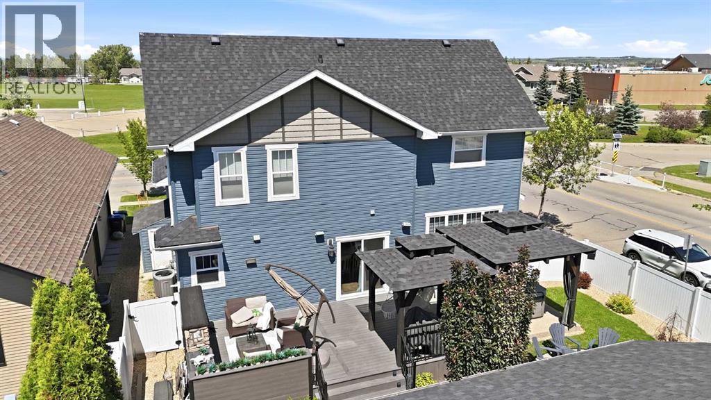 4002 45 Avenue - Photo 41