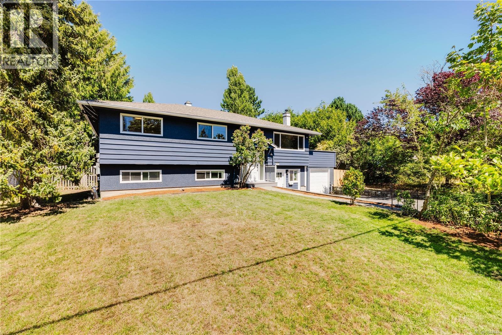 1910 San Rafael Cres - 57