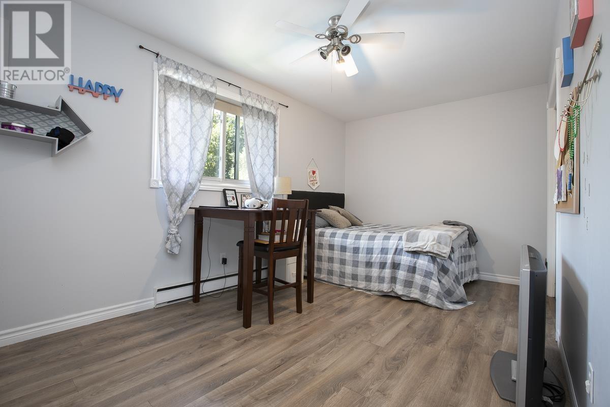 110 Country Club PL - Image 35