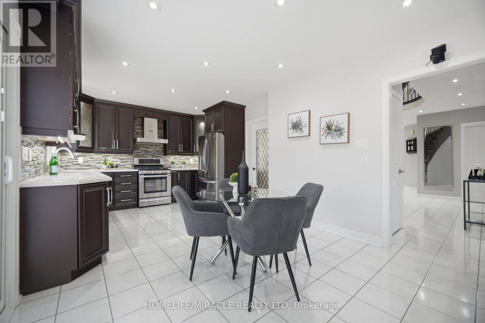 11 BARLEYFIELD ROAD - Image 12