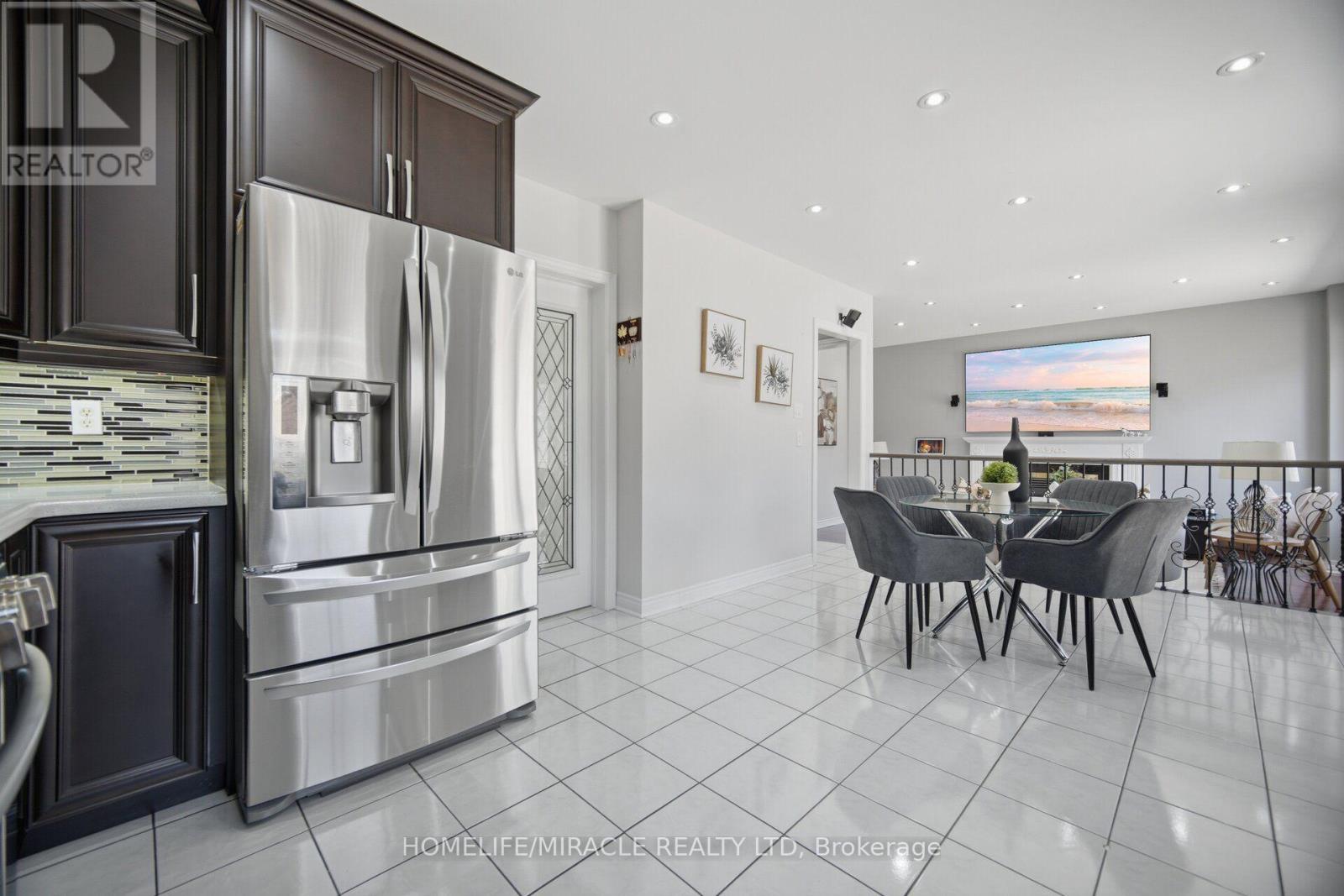 11 BARLEYFIELD ROAD - Image 11