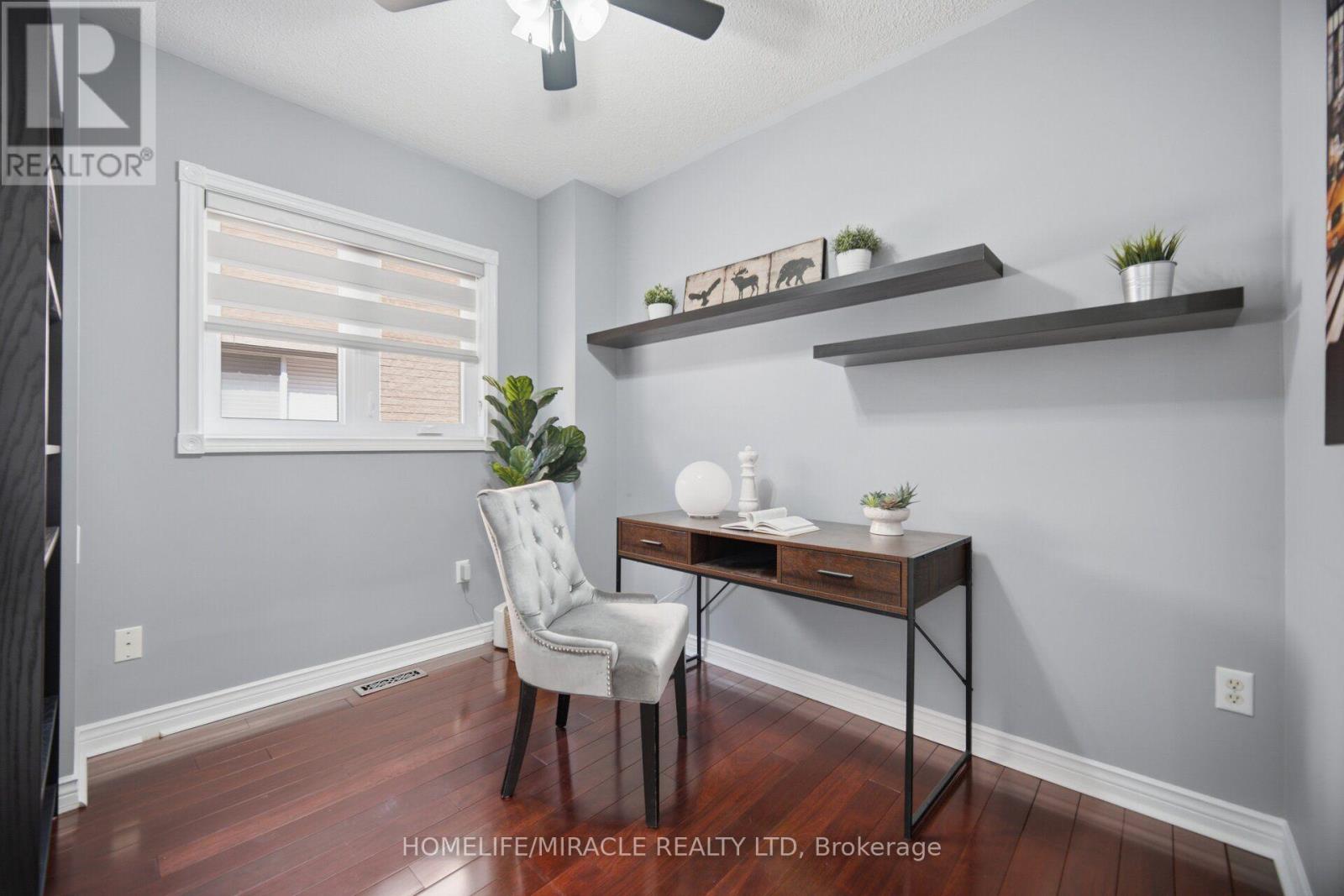 11 BARLEYFIELD ROAD - 16