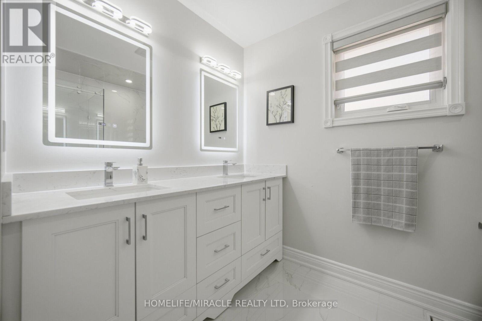 11 BARLEYFIELD ROAD - 35