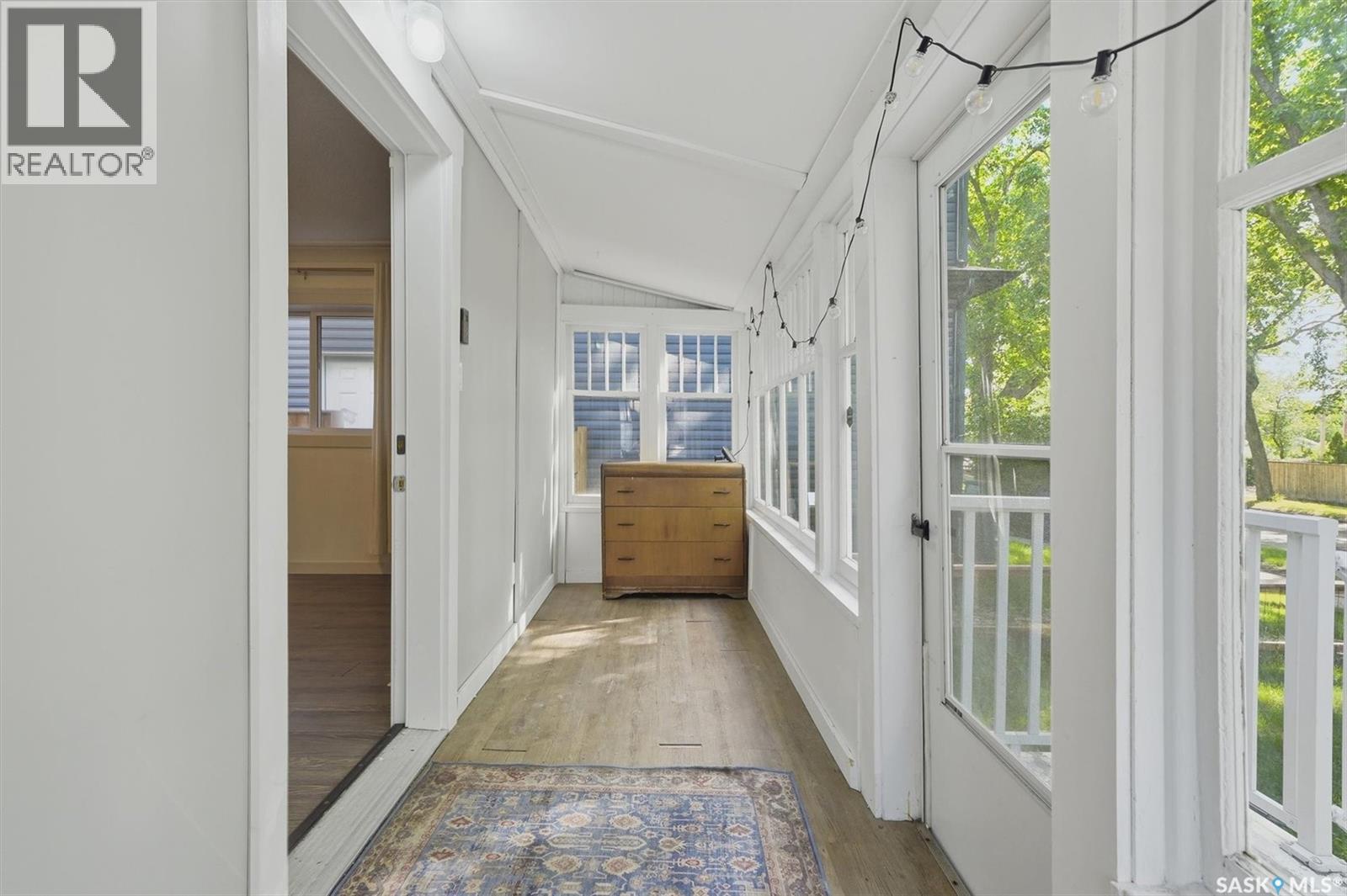 720 Walmer ROAD - 3