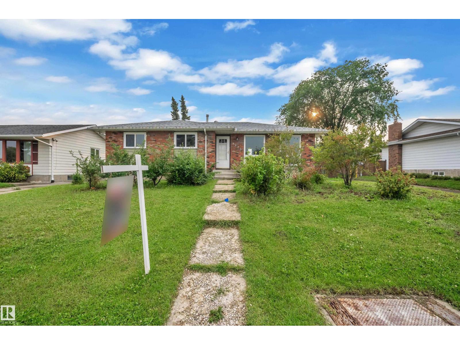 4320 74 ST NW - 1