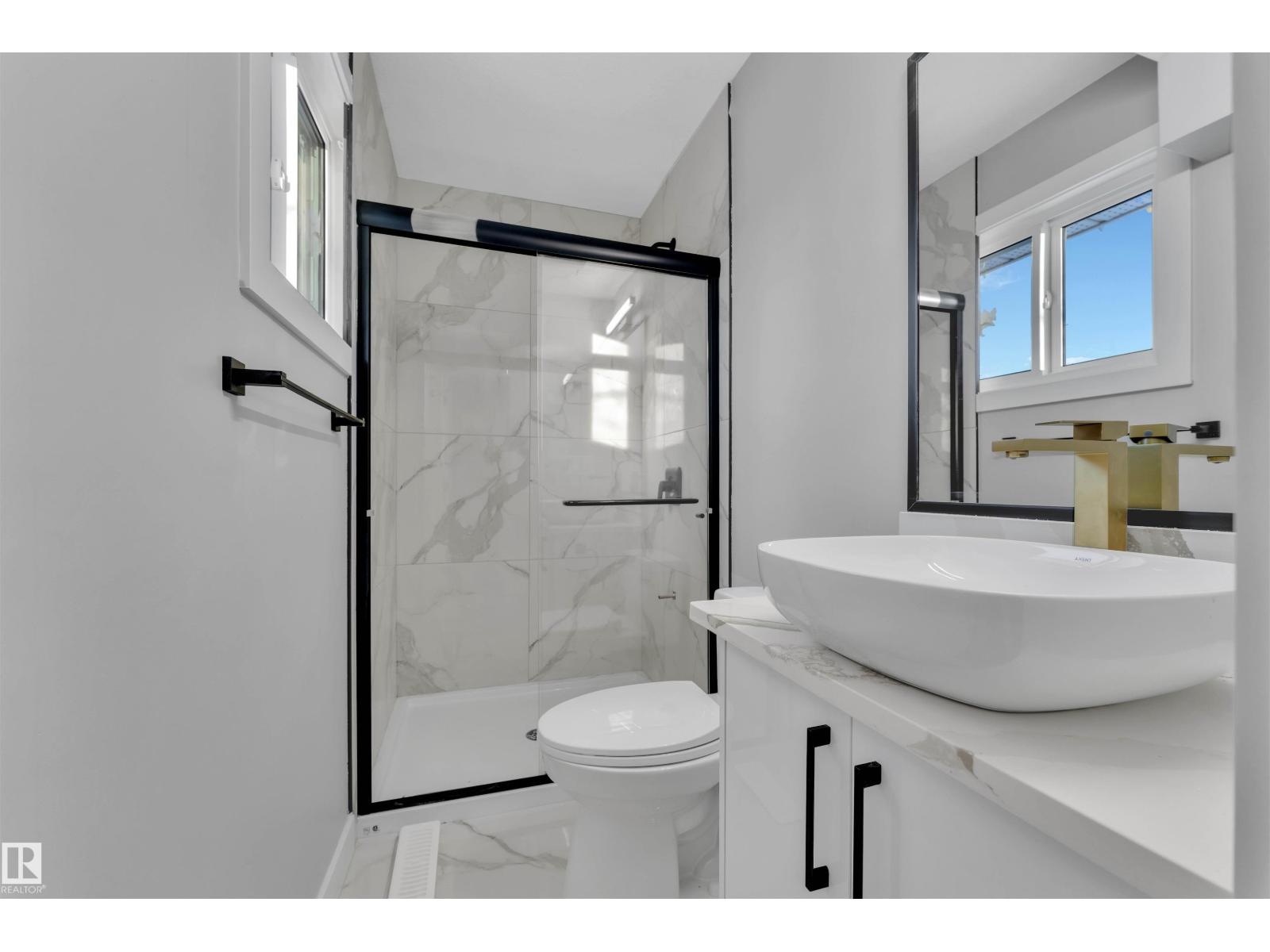 4320 74 ST NW - 26