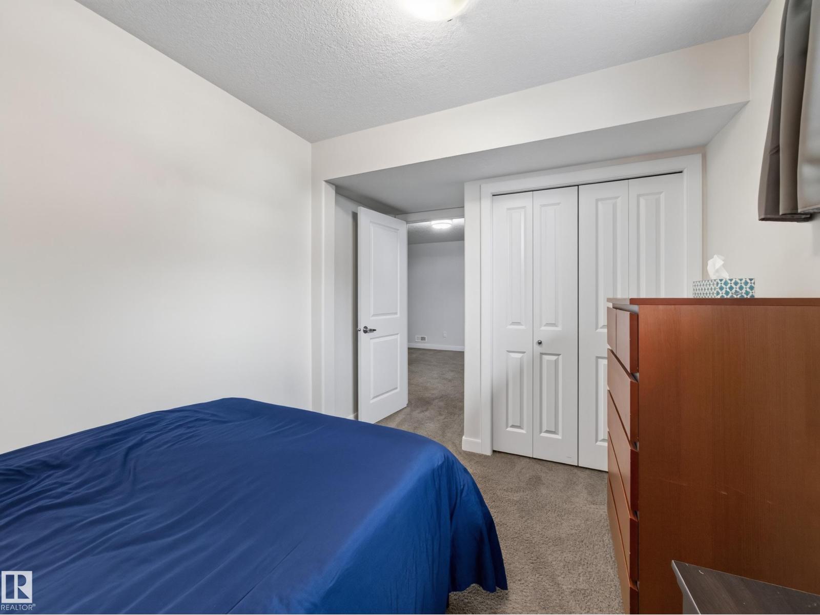 5718 42 ST - Image 36