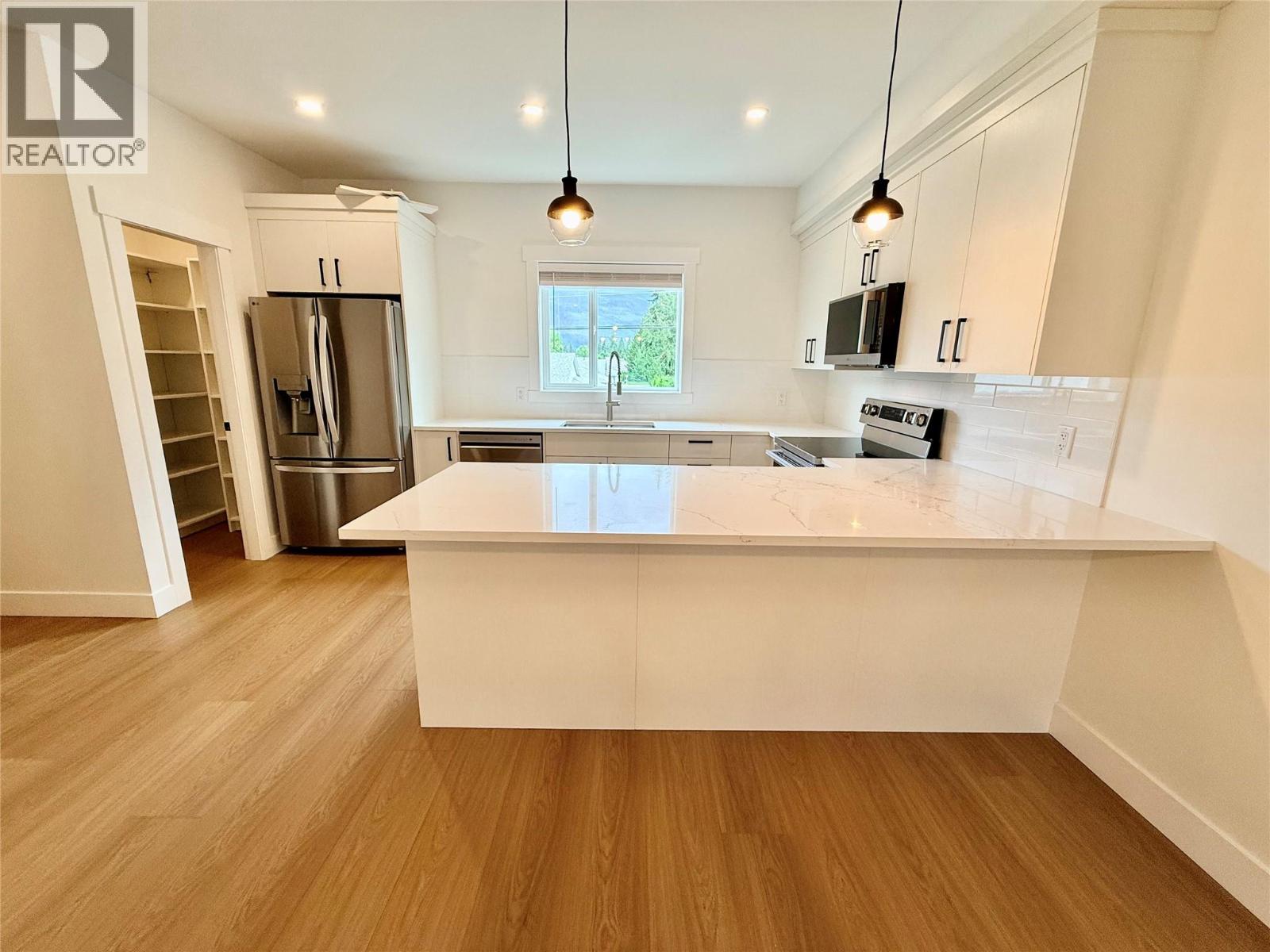 222 Temple Street Unit# 3, Sicamous