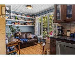 246 Kluane Drive, Banff, AB T0L0C0 Photo 17