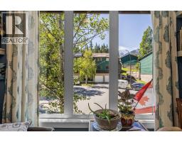 246 Kluane Drive, Banff, AB T0L0C0 Photo 18