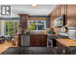 246 Kluane Drive, Banff, AB T0L0C0 Photo 14