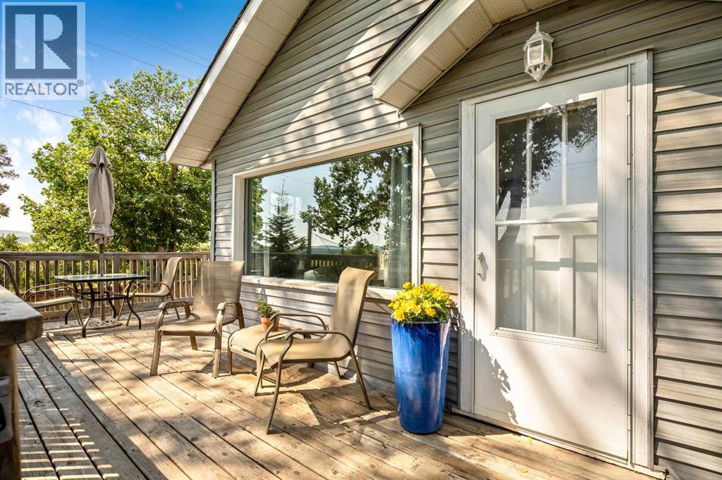 1624 Decalta Road SE - 2