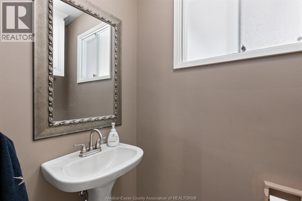 3495 EVERTS AVENUE - 13