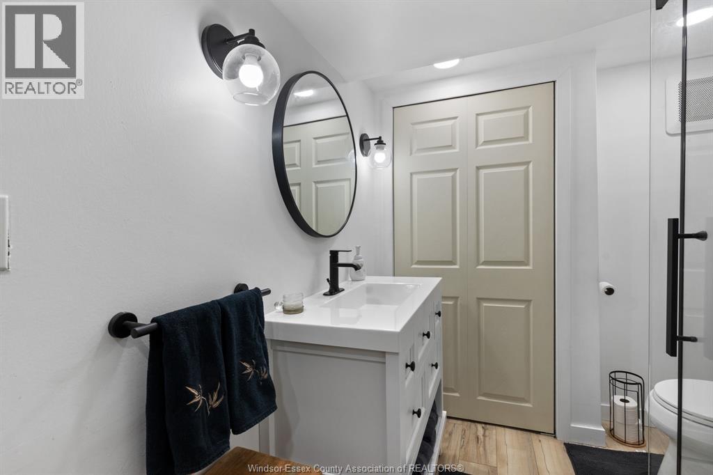 3495 EVERTS AVENUE - 20