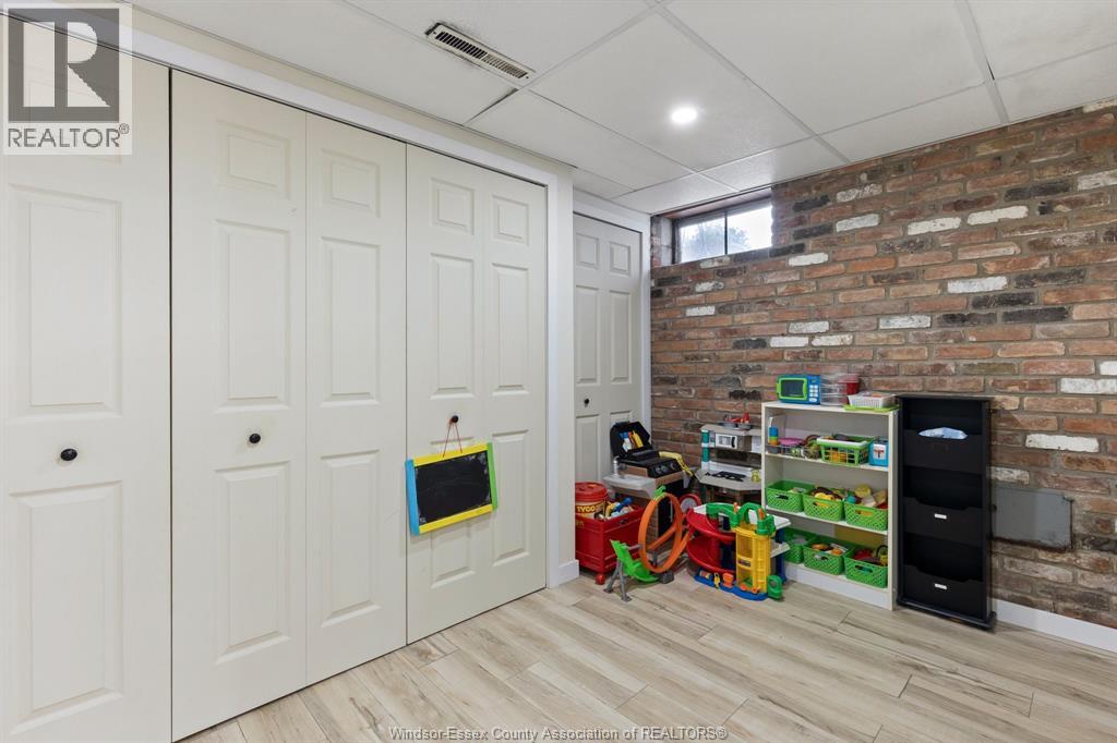 3495 EVERTS AVENUE - Image 25