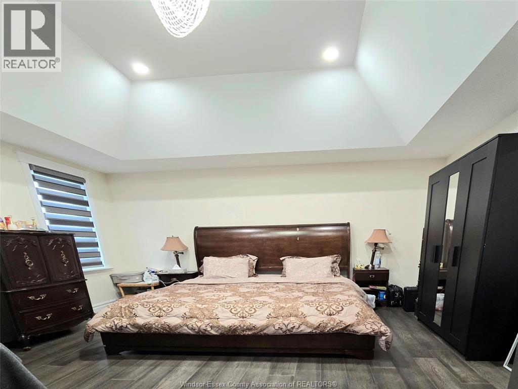 319 CHRISTINE AVENUE - 16