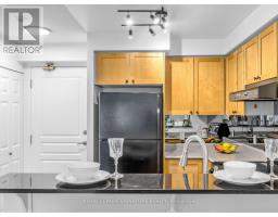 220 - 16 Dallimore Circle, Toronto, ON M3C4C4 Photo 6