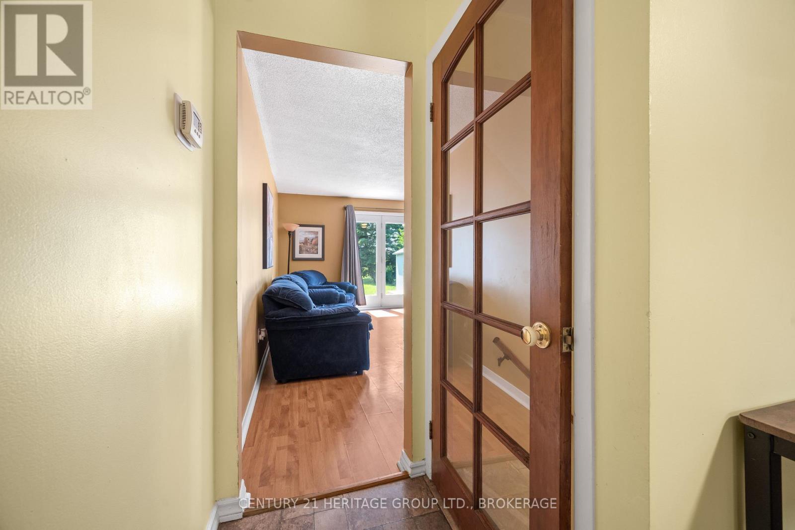 18 KEATES PLACE - Image 15