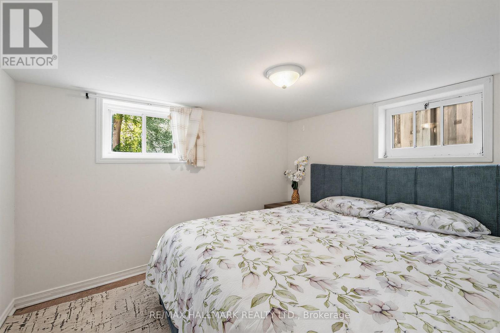 1216 VICTORIA PARK AVENUE - 21