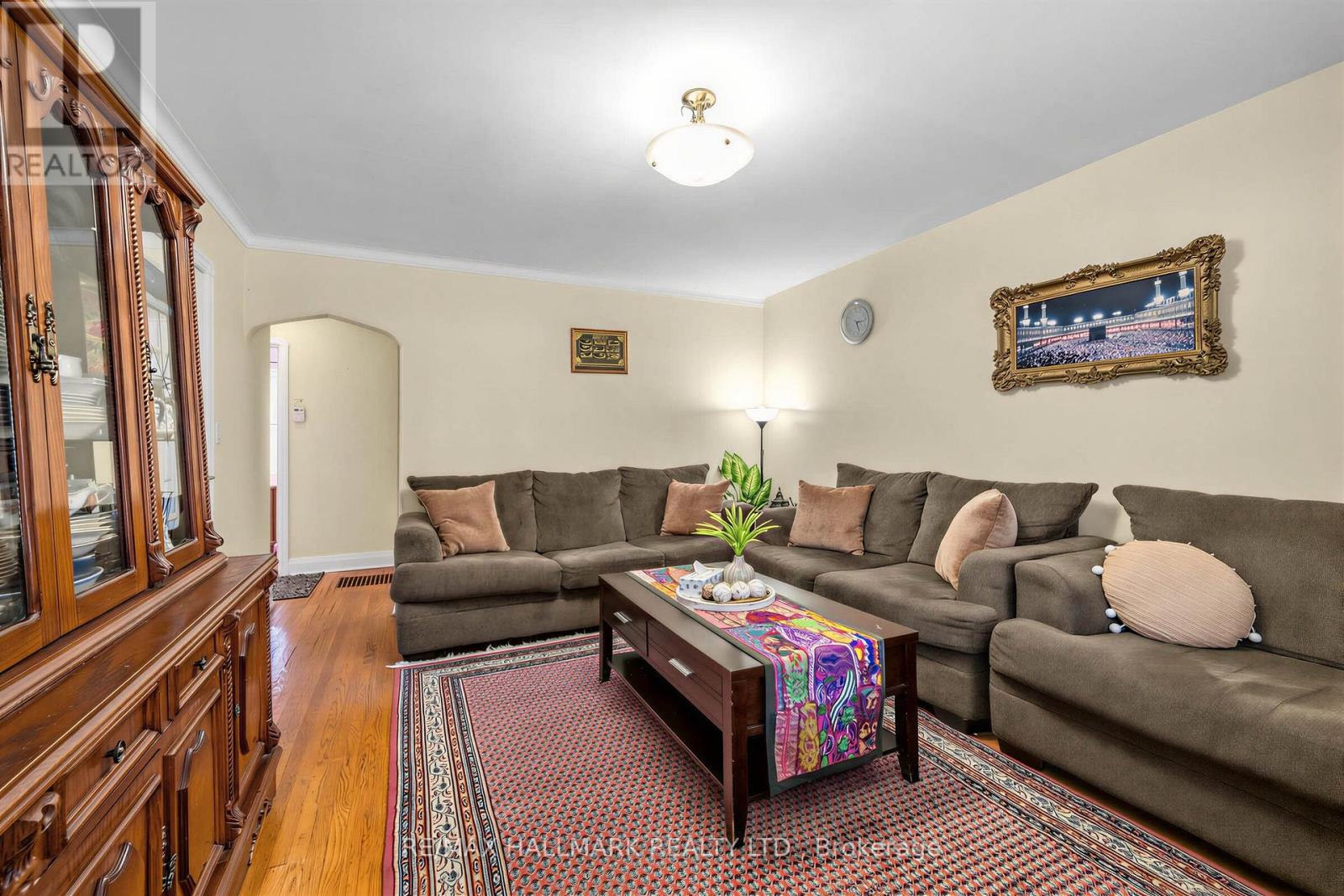 1216 VICTORIA PARK AVENUE - 5
