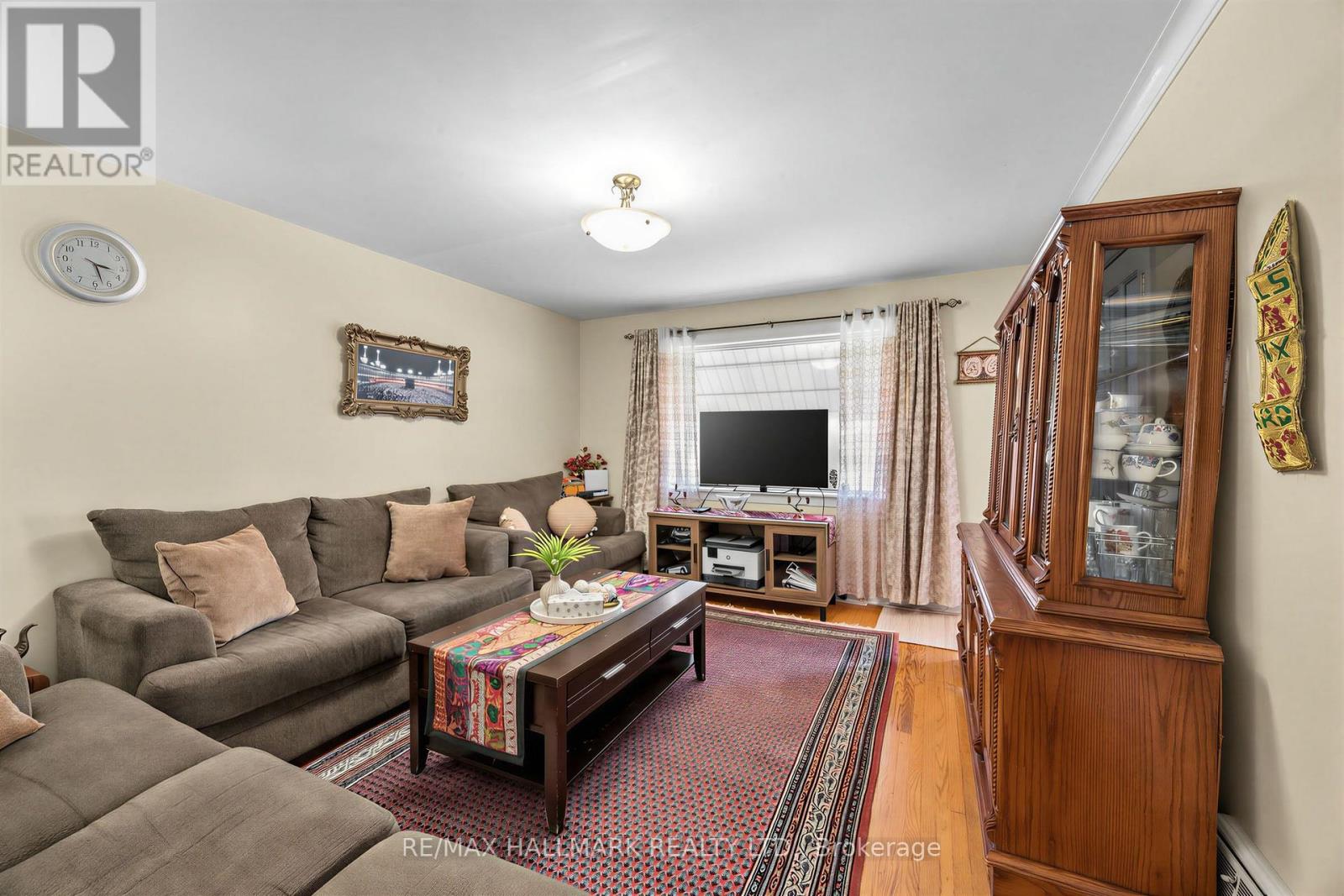 1216 VICTORIA PARK AVENUE - 9