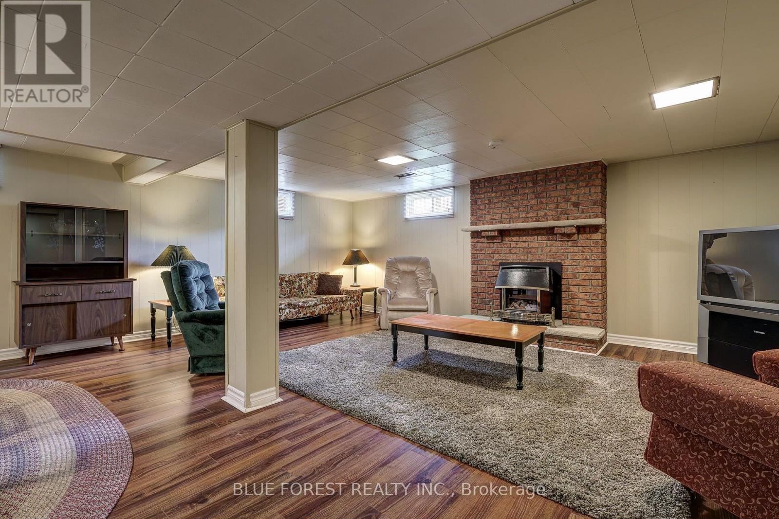123 APONI CRESCENT - 26