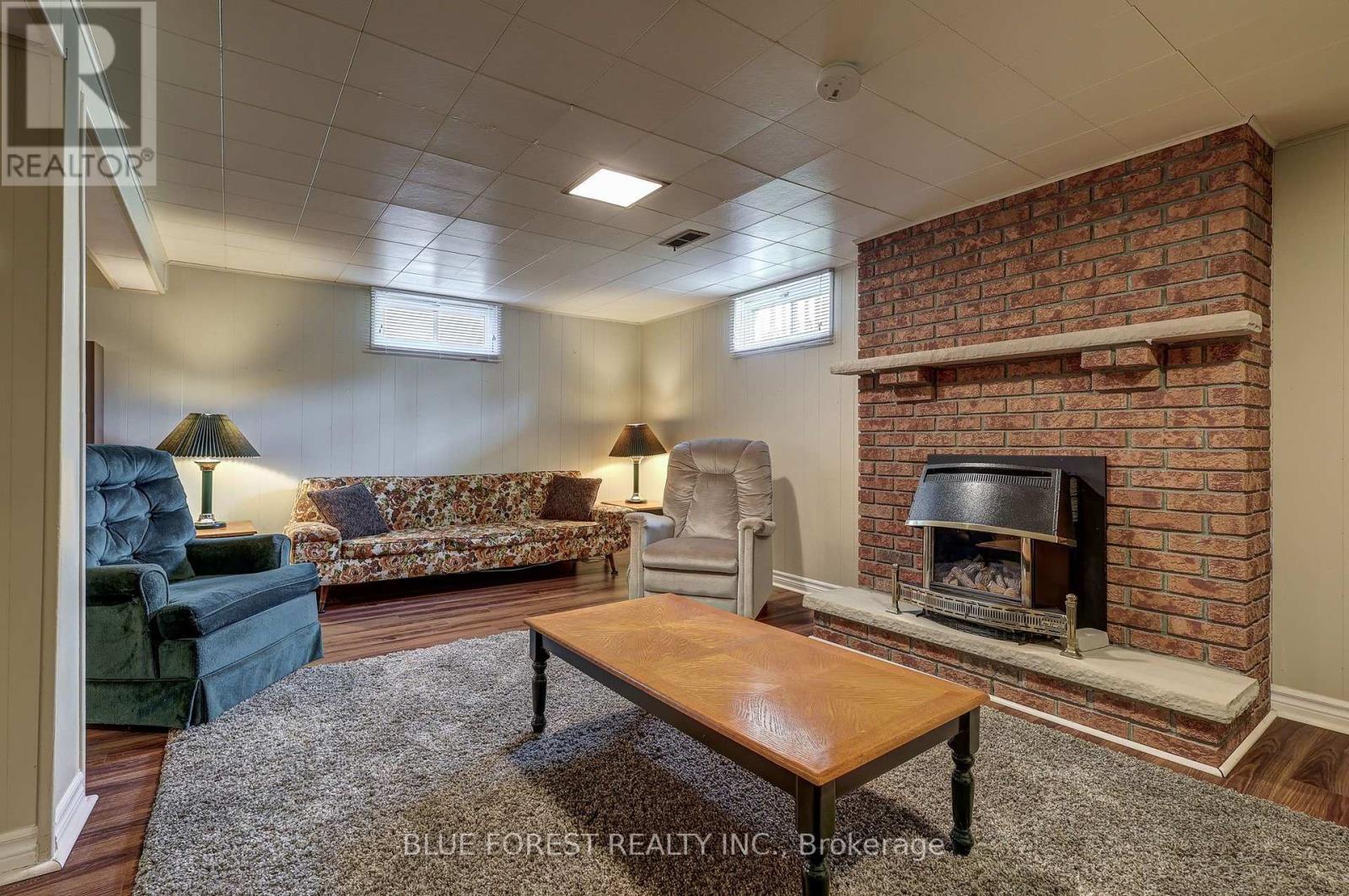 123 APONI CRESCENT - 27