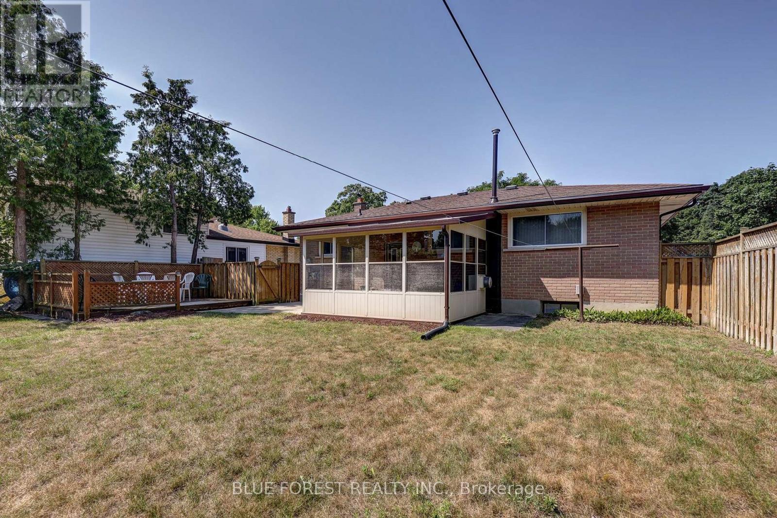 123 APONI CRESCENT - Image 42